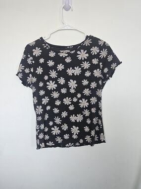mySTYLE Floral Daisy Print Ribbed Knit Crop Top Short Sleeve Black Large🔥